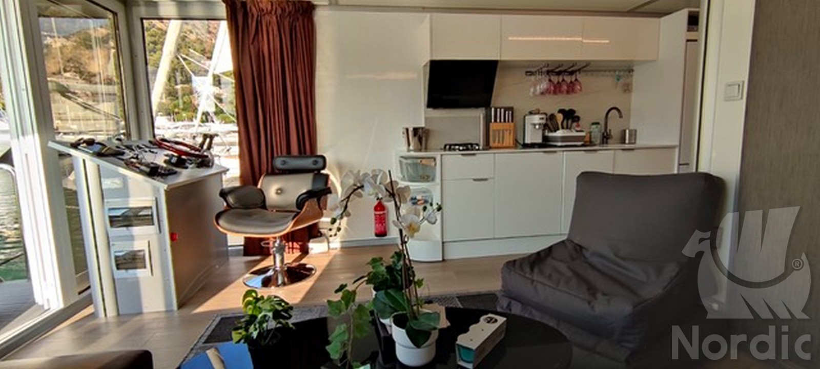 Sea47_Nordic46_Houseboat_NordicSeason_026