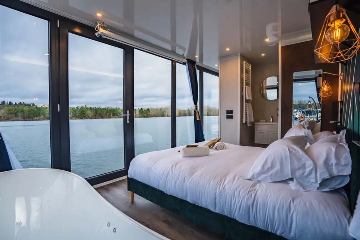 Houseboat_NordicSeason_Custom_003