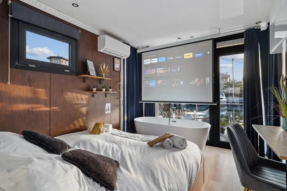 Houseboat_NordicSeason_Custom_015