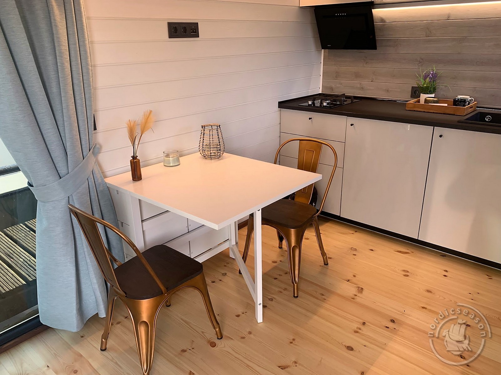 Houseboat_NordicSeason_Nordic36_Eco23_127