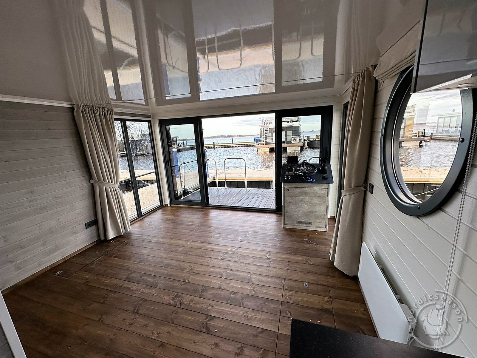 Houseboat_NordicSeason_Nordic40_Eco36_202