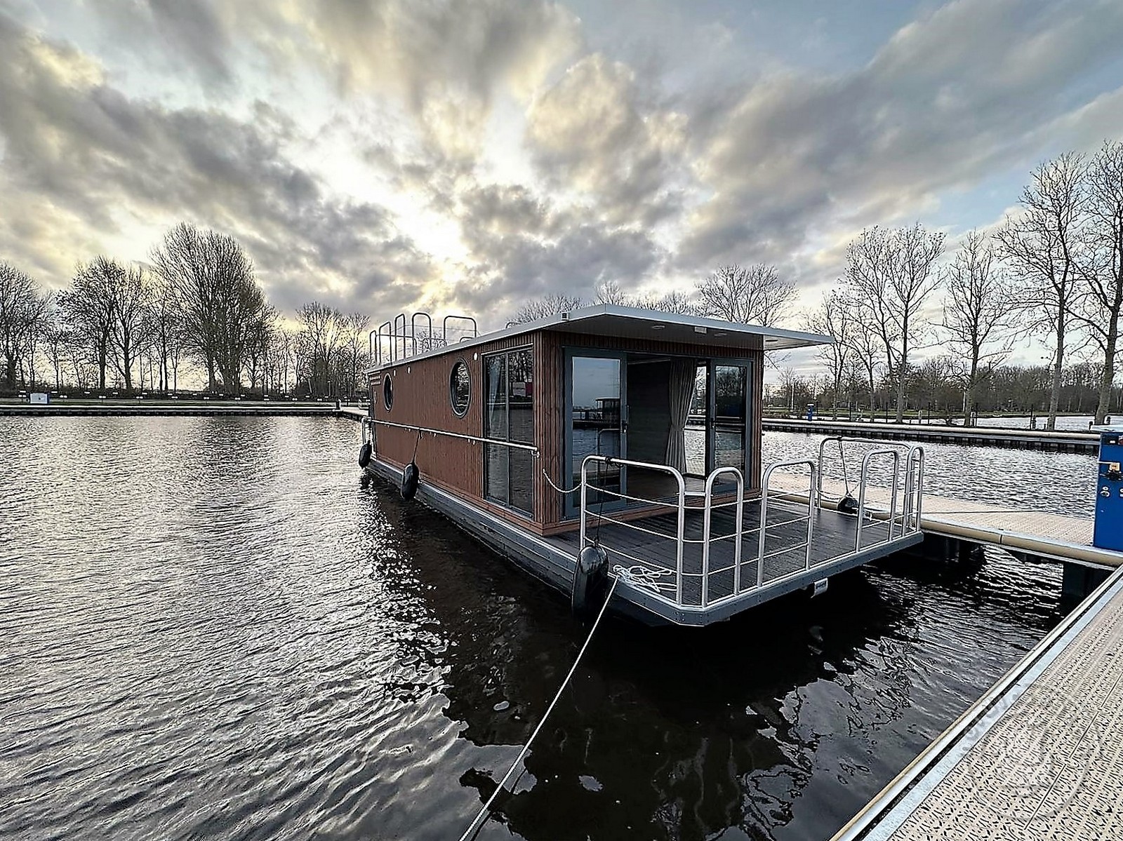Houseboat_NordicSeason_Nordic40_Eco36_209