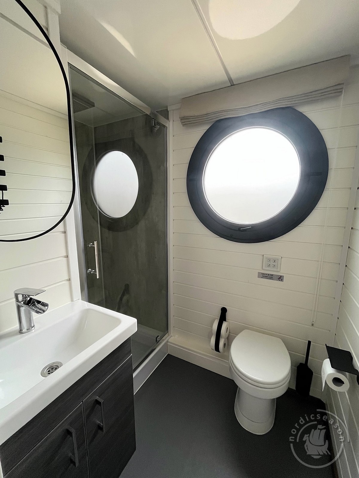 Houseboat_NordicSeason_Nordic40_Eco36_219